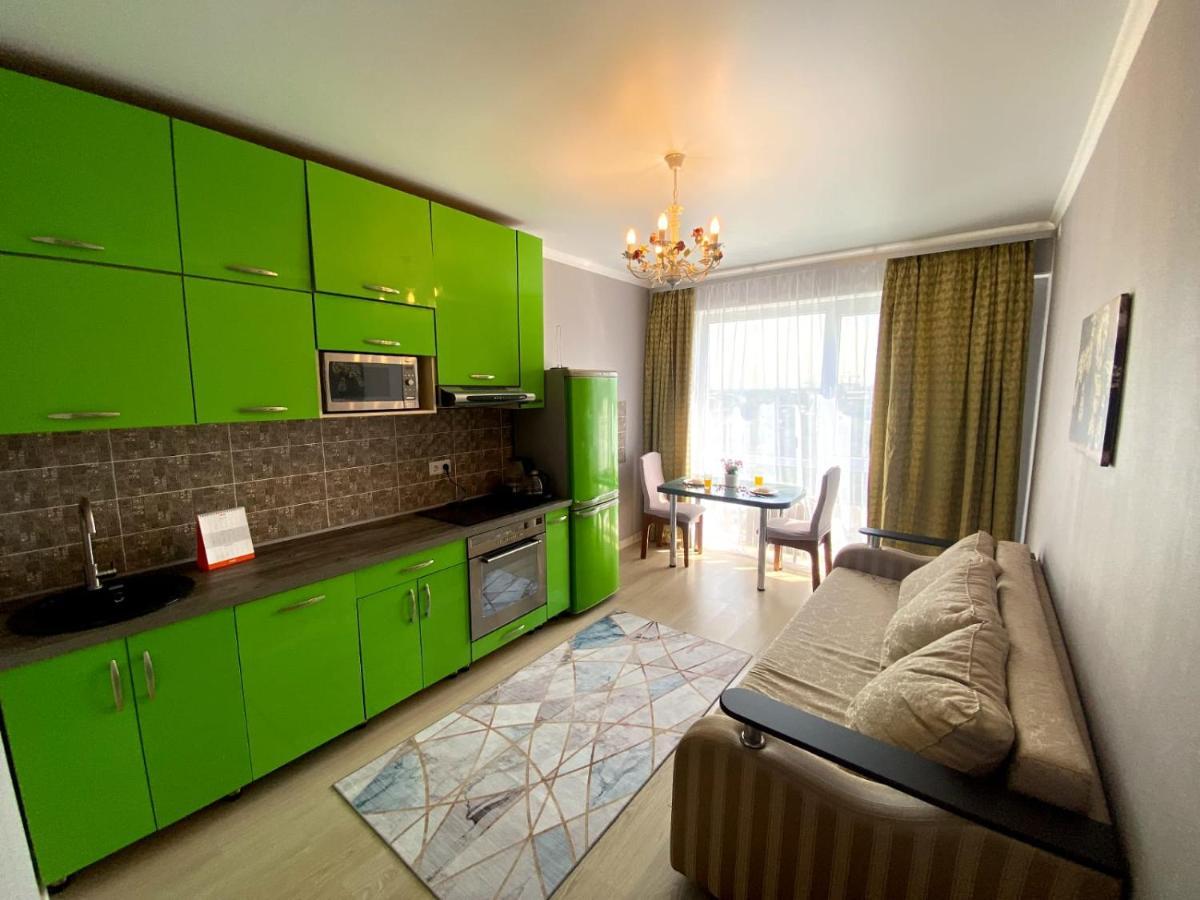 Medinahotelkz, # 63, Вид На Горы, 15 Мин Пешком До Арбата, Halal 阿拉木图 外观 照片